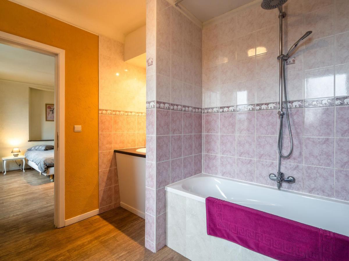 Modern Holiday Home In Sourbrodt With Private Pool Вэм Экстерьер фото